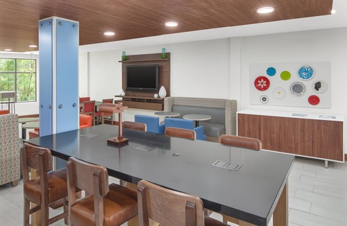 Hardeeville Hotel | Holiday Inn Express & Suites Hardeeville - Hilton Head by IHG