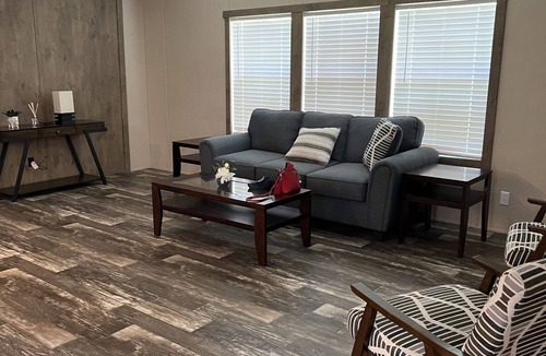Russellville House | Home suite mobile home
