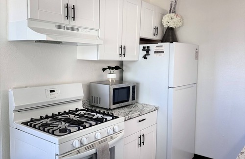 Kenai Apartment | Hooked on the mouth of the Kenai! two bedroom unit with King size bed. Sleeps 6