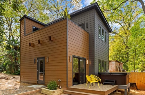 East Side House | Hot Tub · Outdoor TV & Fireplace · Rooftop Terrace