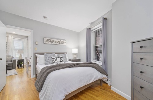 North End Apartment | Ideal North End 1brm Central To Everything