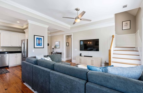 Beachwalk House | Immaculate Low Country Oasis on Harbor Island