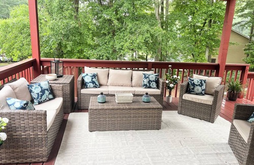 Dacula House | In Dacula, super clean 4-bedroom home in a warm, welcoming community.