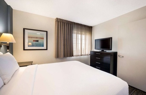 Earth City Hotel | Indulge in Home-Like Comfort! Pet-friendly! Minutes from Historic Main Street!