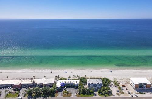 Longboat Key Apartment | Island Time Open Sun, July 19th!
