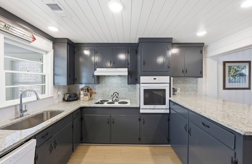Litchfield by the Sea House | Joe Pool 4 bedroom house located South Litchfield New updates coming soon