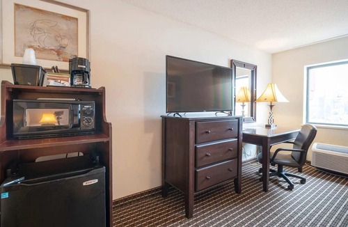 Greater Greenspoint Apartment | Junior Suite | non smoking