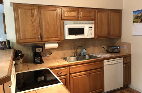 Ketchikan Apartment | Ketchikan Northern Retreat - 3 Bedroom Apartment on Large Private Lot