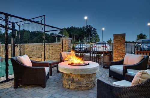 Rock Hill Apartment | King Suite Great for Business Travelers! Free Breakfast Buffet. Indoor Pool