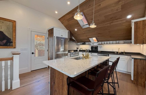 Kittery Villa | Kittery Cove | Luxe, Views, Walk to Portsmouth