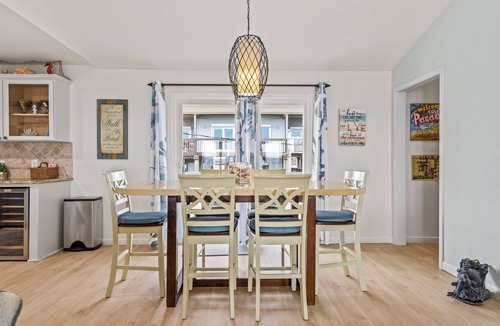 Bermuda Beach House | Laid-Back Beachfront Bungalow