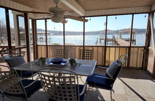 Waterloo House | Lake Greenwood Lodge Main House