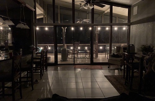 Canyon Lake Cottage | LAKE HAUS- Lake front home! Direct access to Canyon Lake.