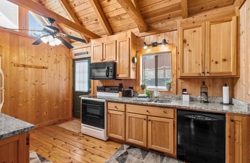 Six Mile Ski Chalet | LAKE KEOWEE WATERFRONT! ONLY 15 feet from Shore. Price includes BOAT SLIP