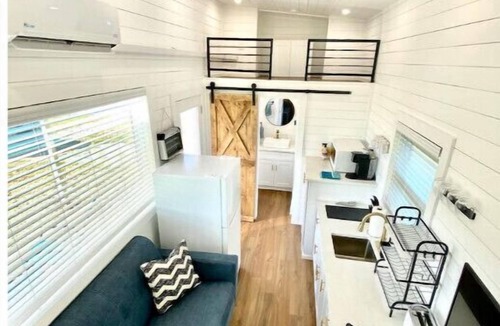 Eatonton House | Lake Oconee Tiny Home Oasis 3 Min to Lake 20 Acres