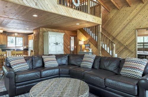 Innsbrook House | Lakefront A-Frame with Private Dock