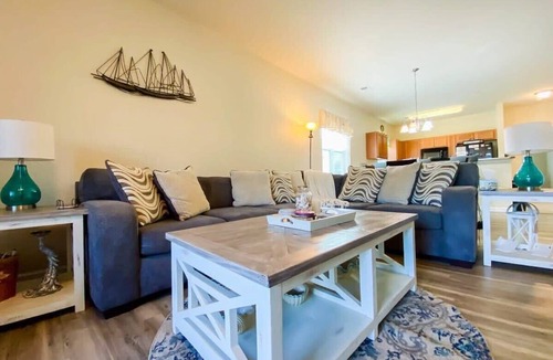 North Myrtle Beach Condo | Lakefront at Barefoot Resort w Massive Waterfront Pool Close to Beach
