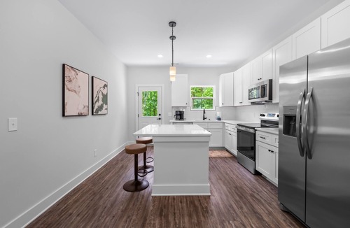 Terrell House | Lakefront Home w/Guest Suite + Kayaks & Firepit