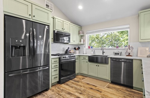 Beaver Shores House | Lakefront Luxury! Direct Water Access, Spa, Fire Pit & Boat Launch-Sleeps 17