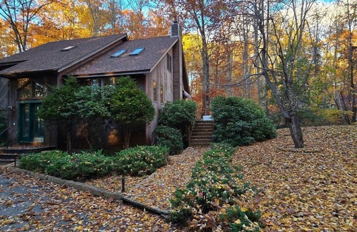 Wolfeboro House | Lakeside/Boat Launch/Ski/Motorsports/Kayak