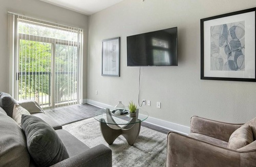 Nassau Bay Apartment | Landing | Spectacular 1BD, Yoga Studio, Clubhouse