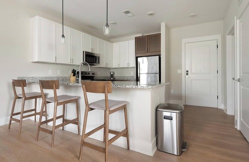 Hickory Apartment | Landing | Stunning 2BD, Clubhouse, Yoga Studio