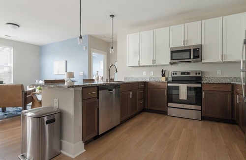 Hickory Apartment | Landing | Stunning 2BD, Clubhouse, Yoga Studio