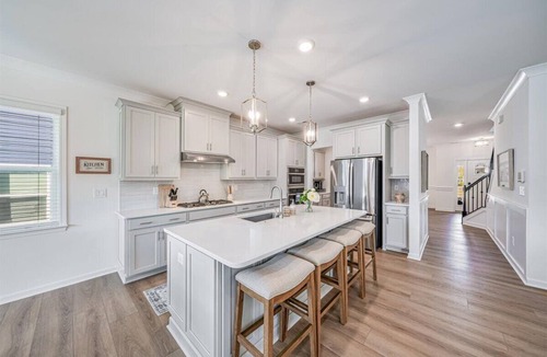 Steele Creek House | Large Family Home in Charlotte 10 Minutes from Lake Wylie & Downtown Charlotte