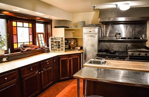 Goshen House | Look West/Brook Road Inn