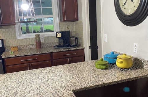 Huntcliff House | Lovely 3-bedroom house with AC charming Columbia