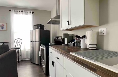 Hamlet Apartment | Lovely Studio Apartment in Hamlet, NC
