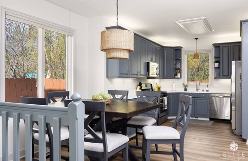 Wasilla House | LUCILLE LAKE HOUSE - Private Dock, Stunning Views!