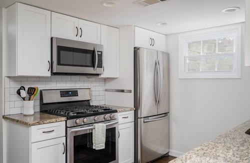 Piedmont Heights House | Lux 3BR 2BA Family Friendly Bungalow with Firepit - Walk to Beltline!