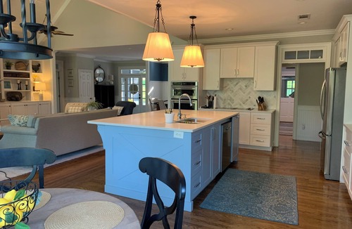 Dawsonville House | Luxury 5 bed, 4 bath Lake Lanier Home, quiet cove, brand new dock, flat backyard