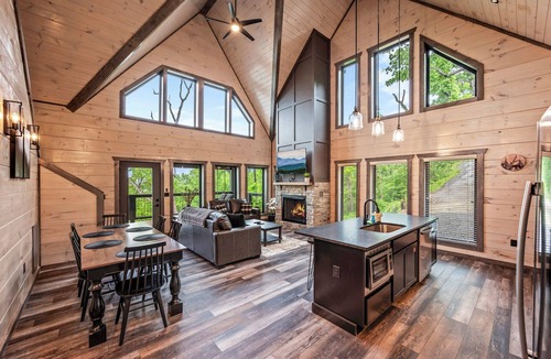Gatlinburg Cabin | Luxury Cabin, Very secluded, Close to Downtown Gatlinburg! Attraction Tickets