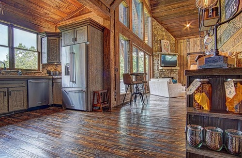 Blue Ridge Cabin | Luxury Cabin with amazing sunsets! Close to Downtown Blue Ridge!