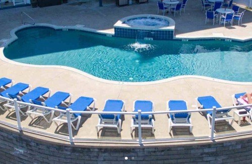 Lake Ozark Condo | Luxury Lake Living at C-Dubs Lake House