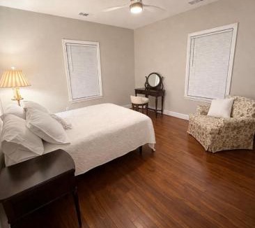 Mullins House | Macknolia Manor