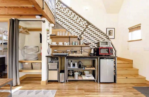 Mississippi District House | Micro-Loft Surrounded by Gardens in Hip Location