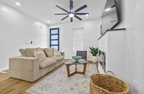 Pittsburgh House | Modern 3BR Retreat in DT ATL 5mins to Mercedes Benz Stadium