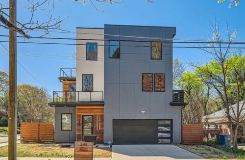 Pittsburgh House | Modern Atlanta retreat, newly built 3-story home offers a premium experience