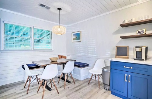 Old Village House | Modern House in Old Village. Walk to Dining & Coffee. Bikes, Ping Pong, Fire Pit