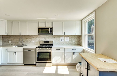 Primos Secane House | Modern Philly-Area Retreat Near Downtown & PHL!