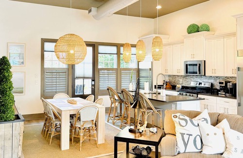Murrells Inlet House | Modern & Sophisticated Townhouse within walking distance to The MarshWalk!