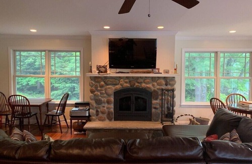 Sunapee House | Mt View Lake/Mt Sunapee Ski House, 5 minutes to lifts!