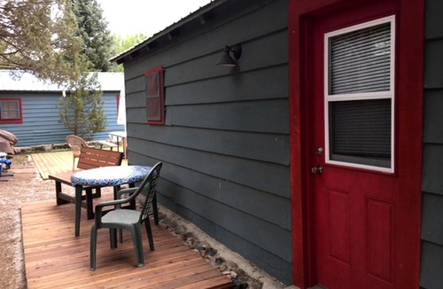Pecos House | Nature's Oasis: Riverside Glamping Getaway in the Heart of New Mexico
