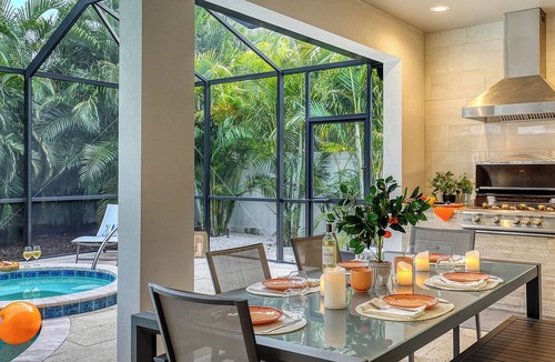 South Poinsettia House | Near Siesta Key | Palm-Lit Nights, Pool & Spa