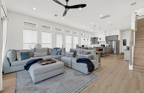 Galveston House | New beach home Beachside Village 5-bdrm 5 ensuite baths, 900ft from the beach