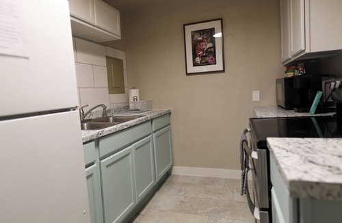 Fairbanks House | NEW Centrally located 2 bedroom home