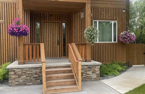 Sand Lake House | New home, Alaska theme, cul-de-sac. ADA compliant, Hot tub and Rooftop deck.